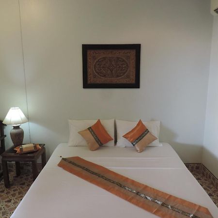 Orchid House Bãi biển Kamala Ngoại thất bức ảnh