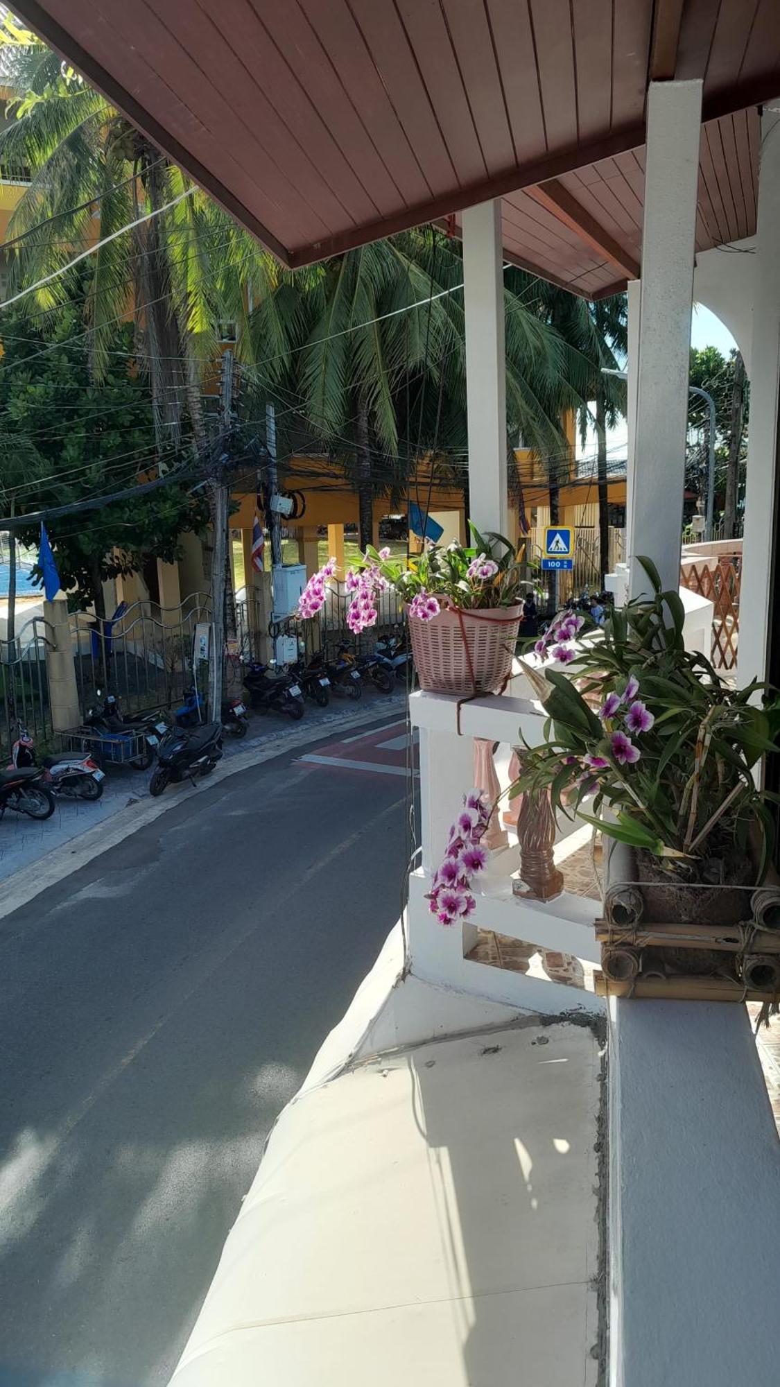 Orchid House Bãi biển Kamala Ngoại thất bức ảnh